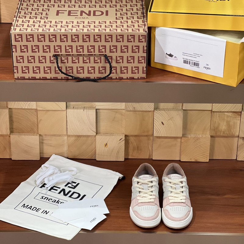 F**di casual shoes